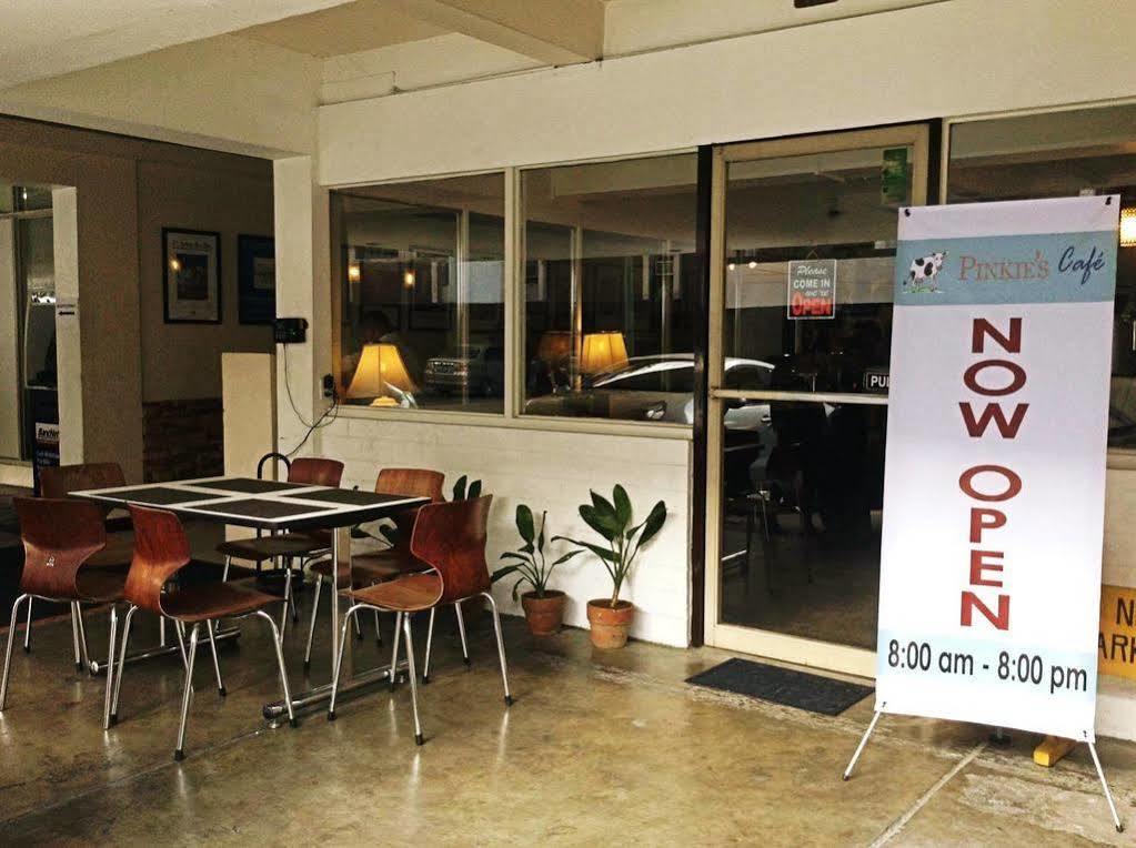 El Rico Suite Makati By Reddoorz Makati City Exteriör bild